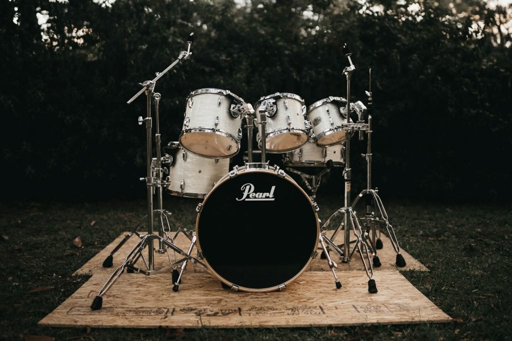 www.robinsdrumworks.com
